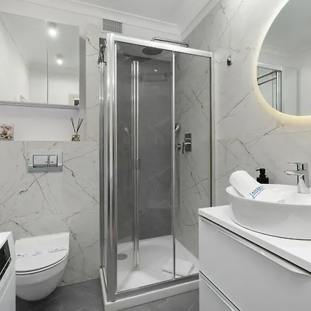 Zdrojowa - Ambria Apartment